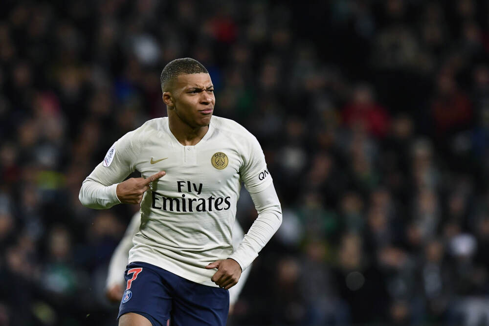 后场大闸进攻端存在感不足, 但这对于湖人其实反而是一件好事情?